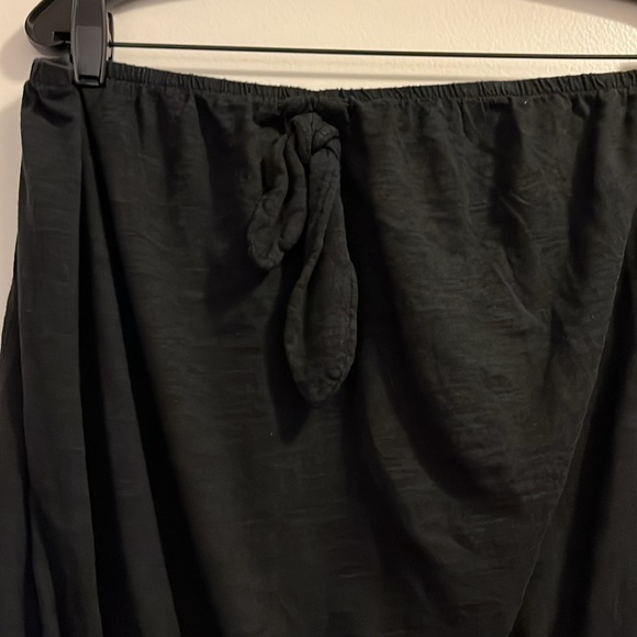 Strapless romper - Picture 2 of 4